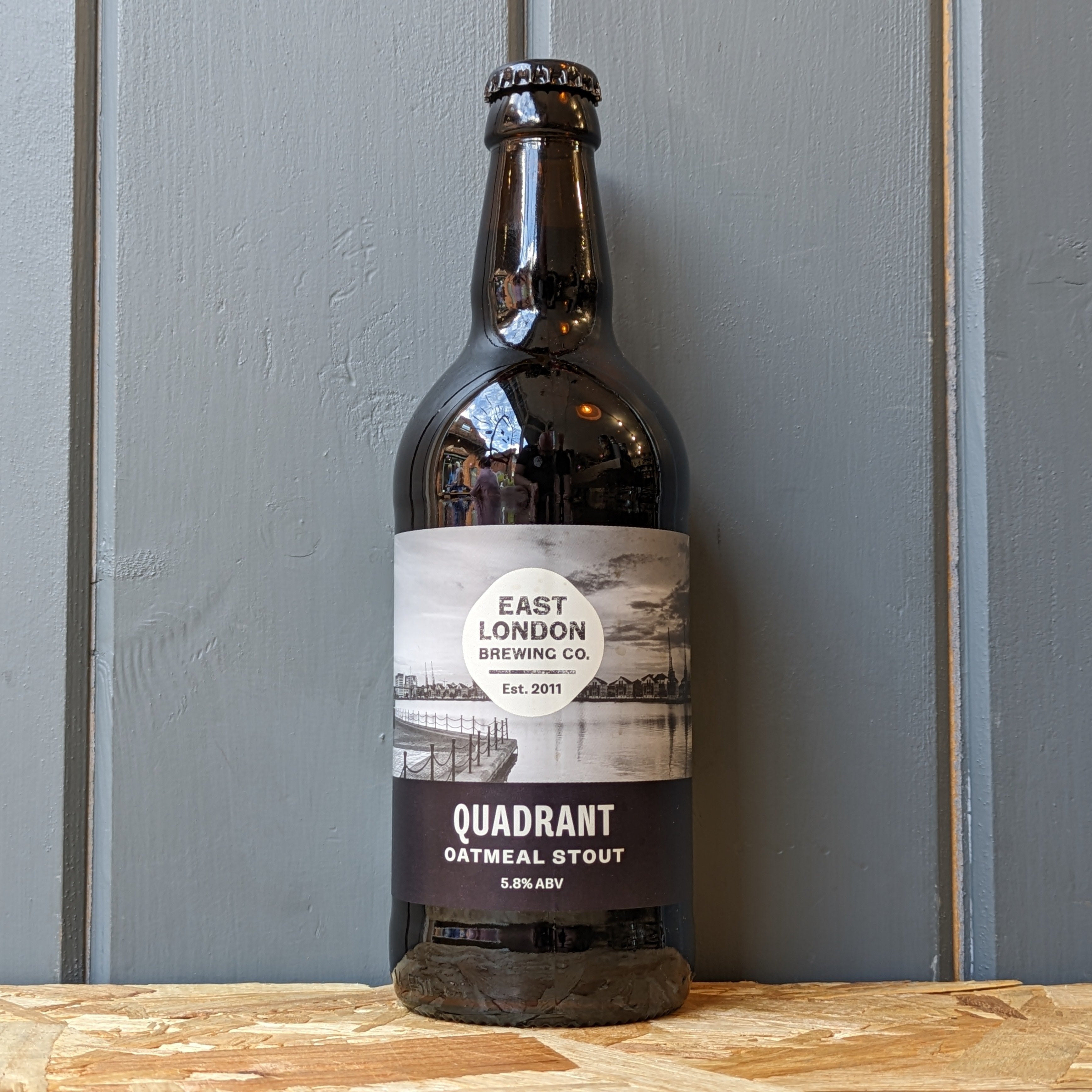 East London Brewing  Quadrant : Oatmeal Stout - Dead Time Beers