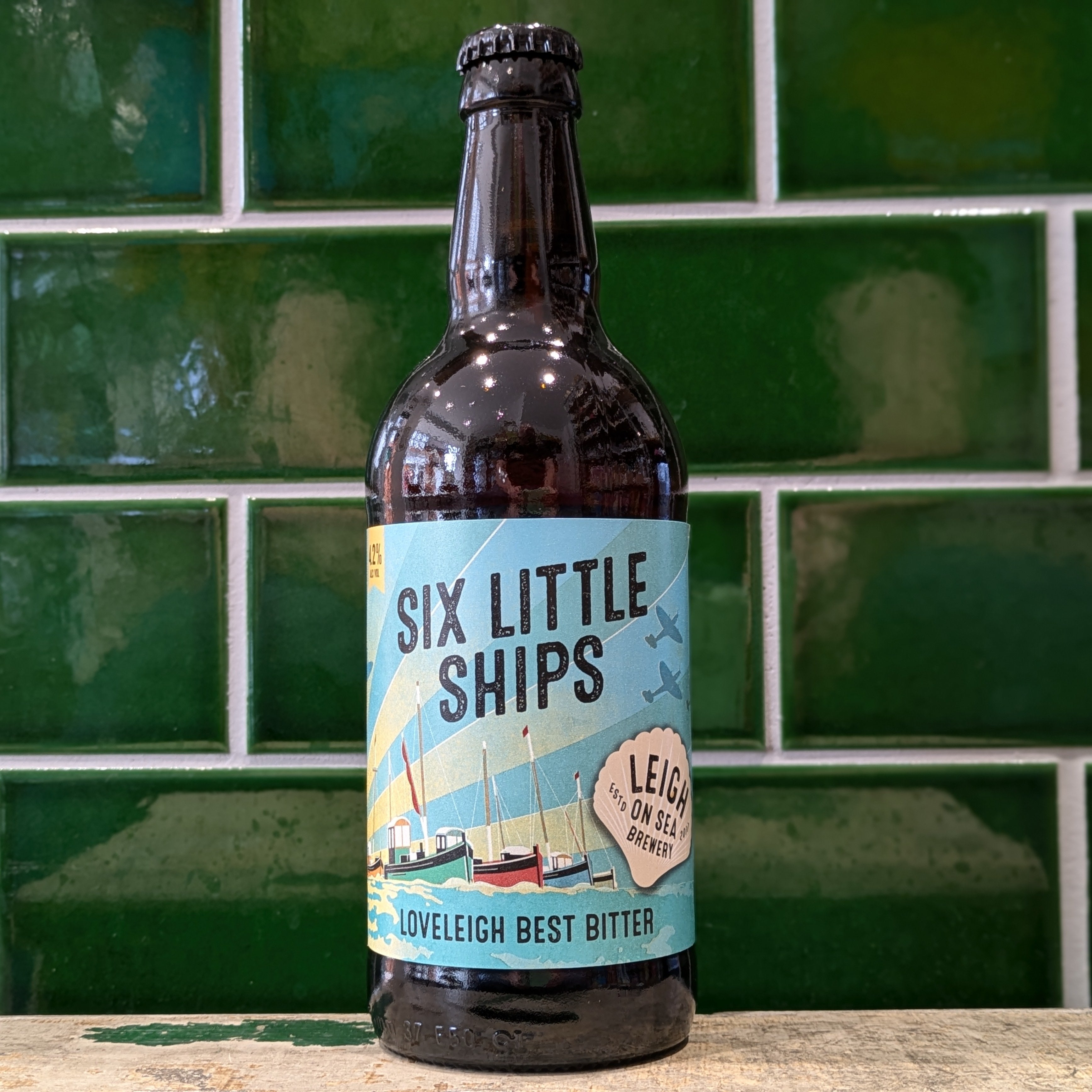 Leigh On Sea  Six Little Ships : Best Bitter - Dead Time Beers