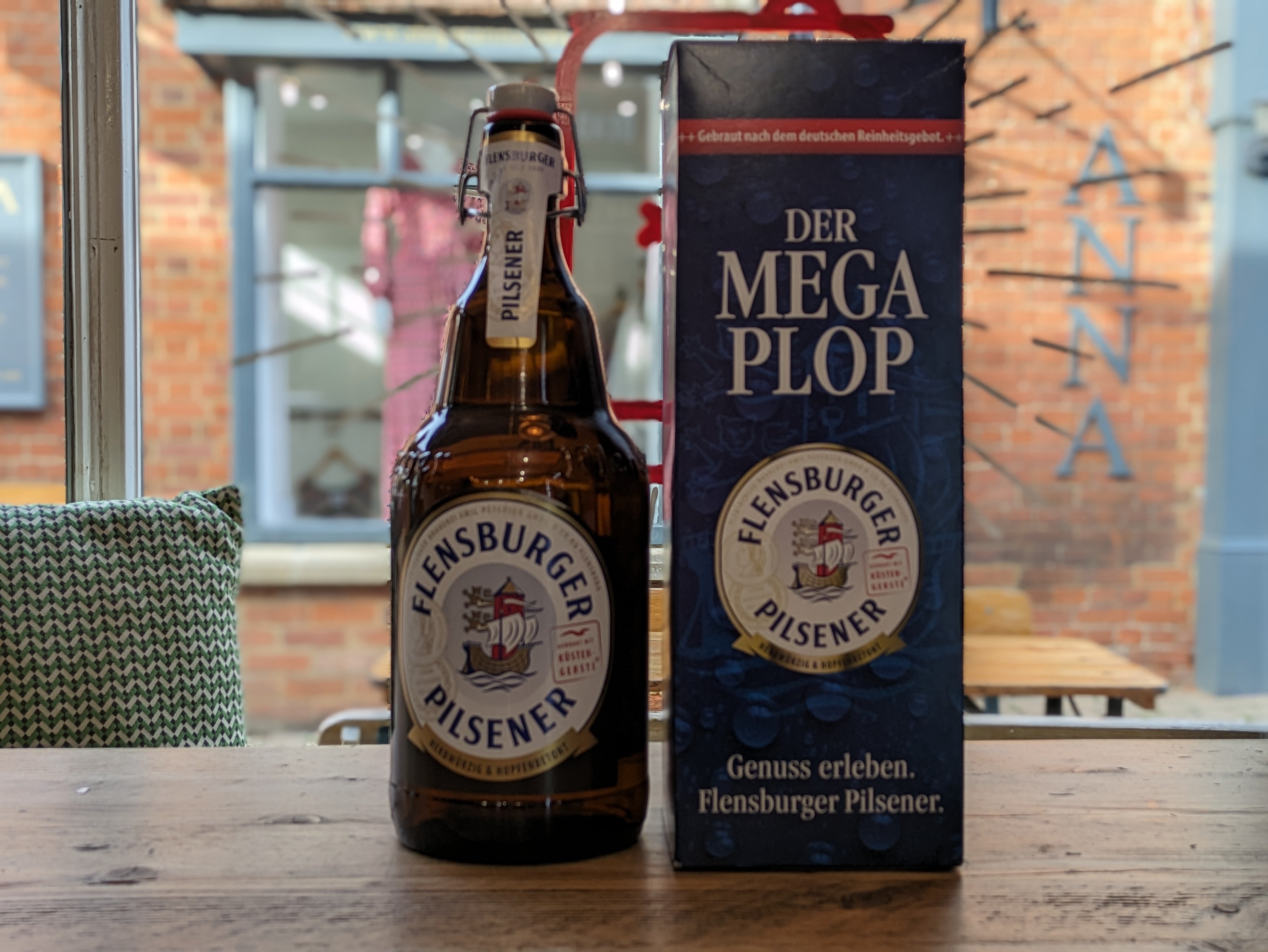 Flensburger  2 Litre Pilsner ‘Der Mega Plop’ : German Pills - Dead Time Beers