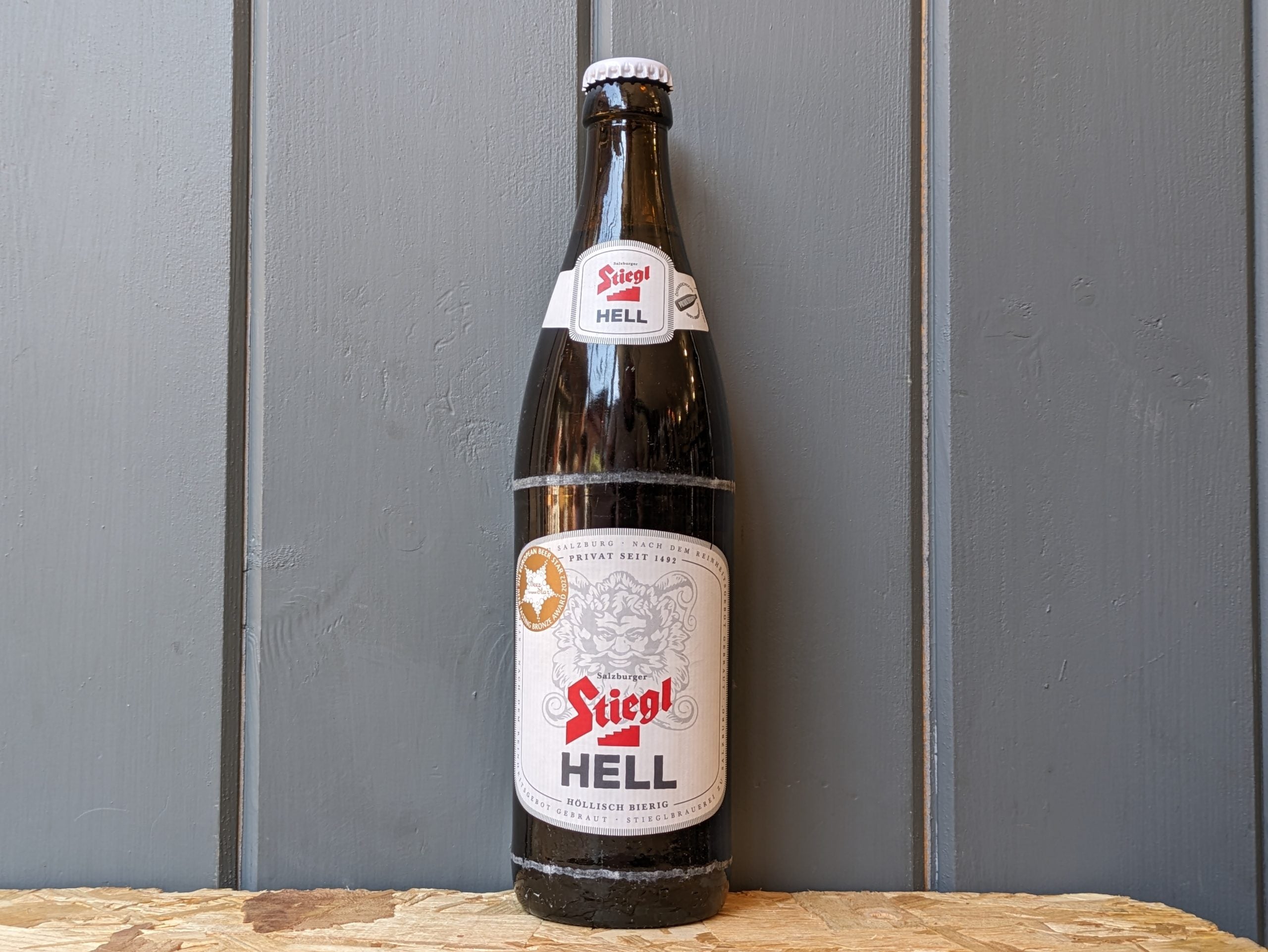 Stiegl  Hell : Austrian Helles Lager - Dead Time Beers